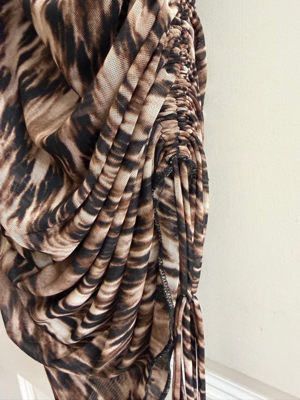 SPRING HAZE RUCHED DRESS - Picture 5 of 9
